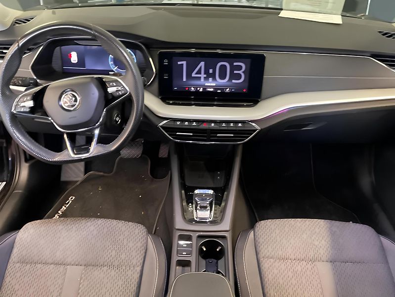 Škoda Octavia 2.0TDI 110kW DSG Style DPH - fotka 3 z 4