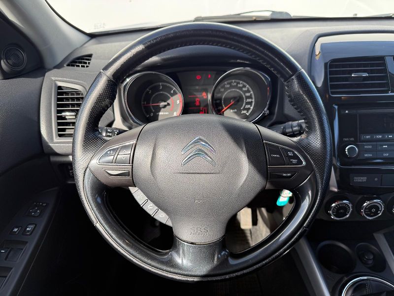 Citroën C4 Aircross 1.6 HDi Tendance 4WD - fotka 15 z 26