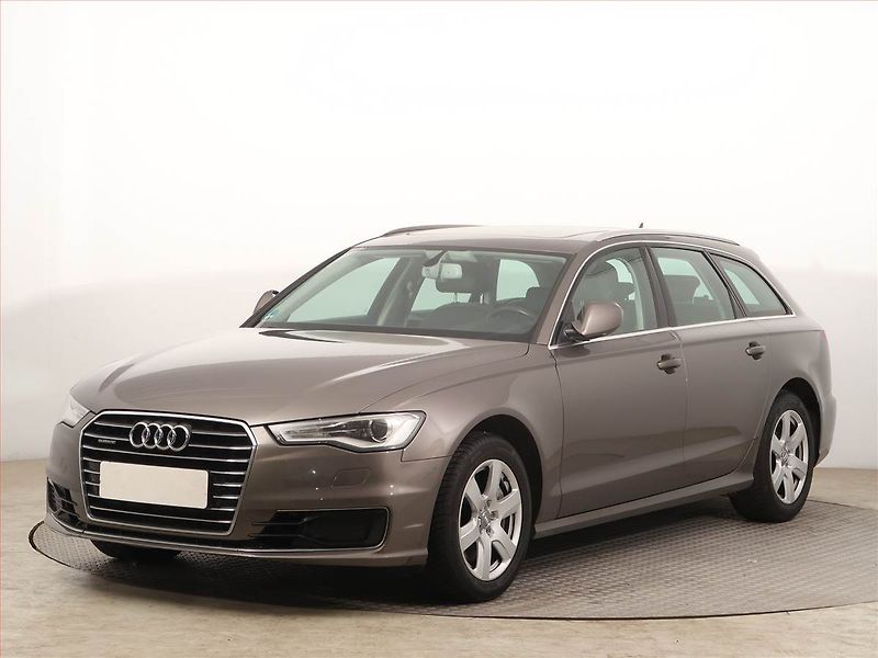 Audi A6 (2015) 3.0 TDI, 4X4, Automat, Navi - fotka 2 z 15