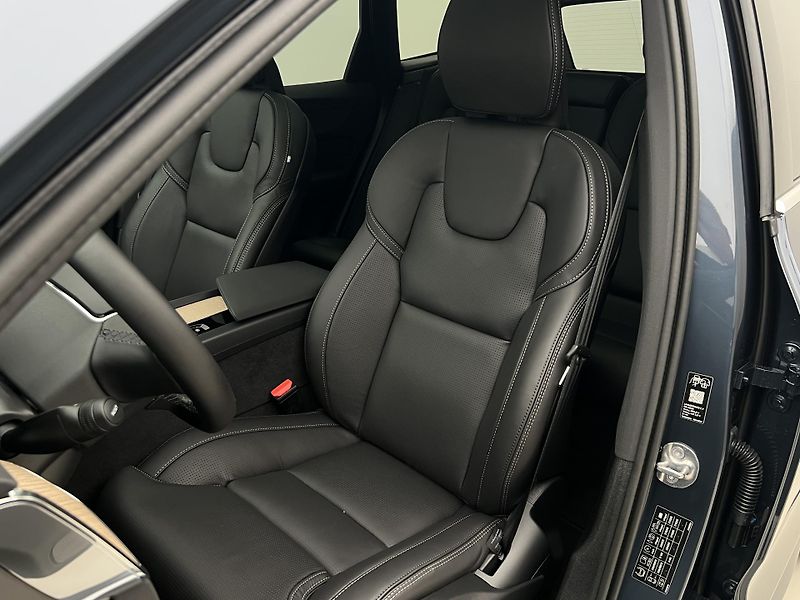 Volvo XC60 (2026) T6 AWD PLUS BRIGHT AUT - fotka 26 z 47