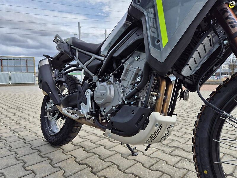 CFMOTO 450 MT-RX (2026) - fotka 33 z 77