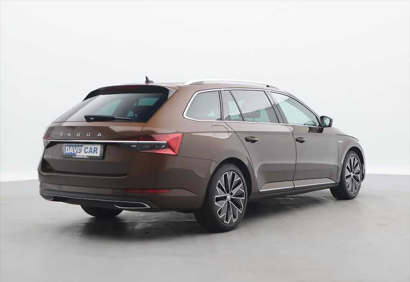 Škoda Superb 1,5 TSI 110kW L&K DSG CZ DPH - fotka 7 z 34