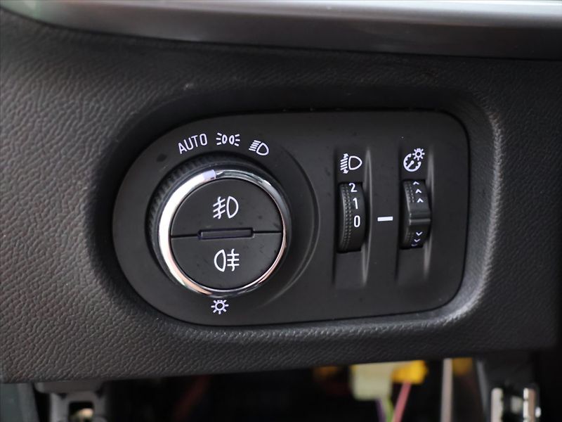 Opel Mokka 1,5 CDTI 81kW Ultimate - fotka 16 z 33