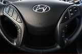 Hyundai i30 (2016) Style 1.6 GDI, Tempomat - náhled 15