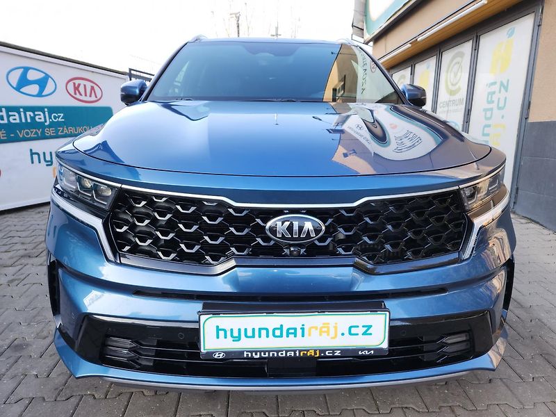 Kia Sorento (2021) LUXURY-7mist-ZÁRUKA-4*4 - fotka 2 z 45