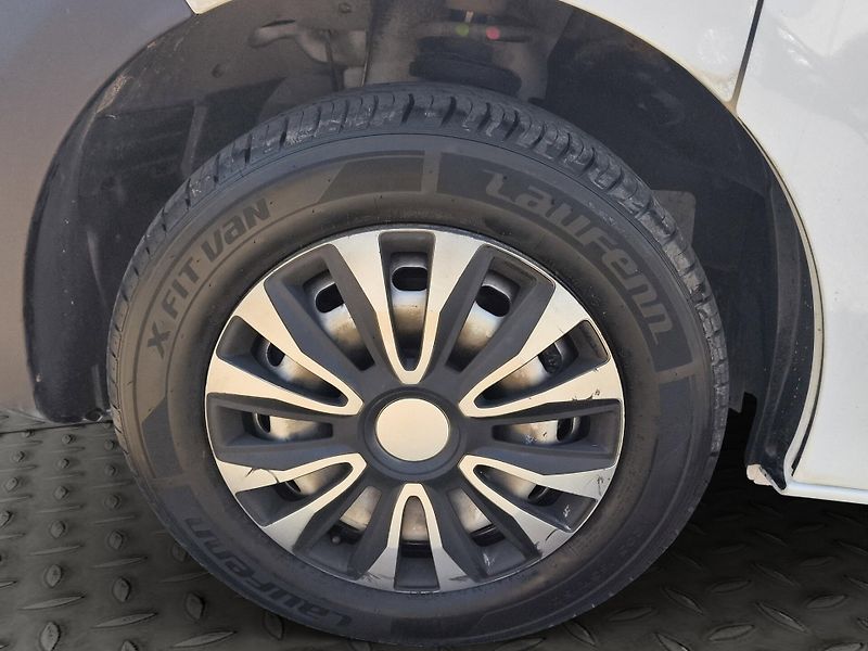 Opel Vivaro (2018) Van 1,6TD, ČR - fotka 19 z 24