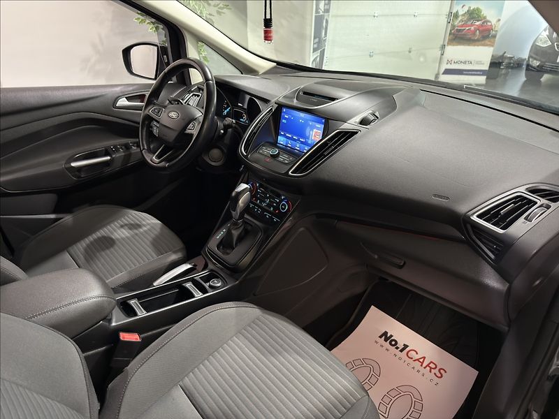 Ford Grand C-MAX 1,5   TDCI TITAN AT KAMERA FUL - fotka 22 z 39