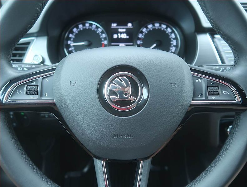 Škoda Fabia (2018) Drive 1.4 TDI, Serv.kniha - fotka 15 z 15