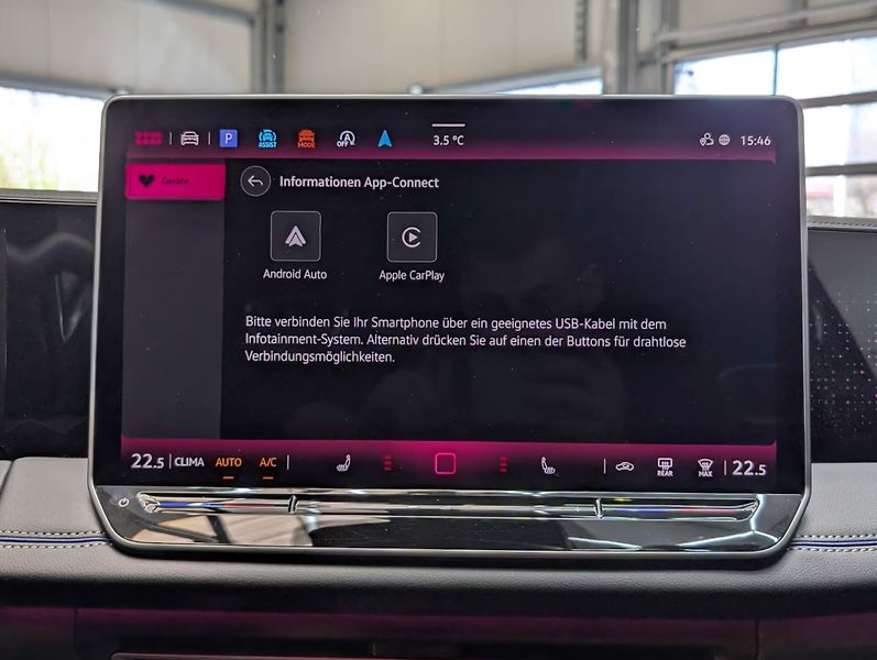 Volkswagen Tiguan TDI 4M R-Line HuD IQ Pano 360 - fotka 23 z 28