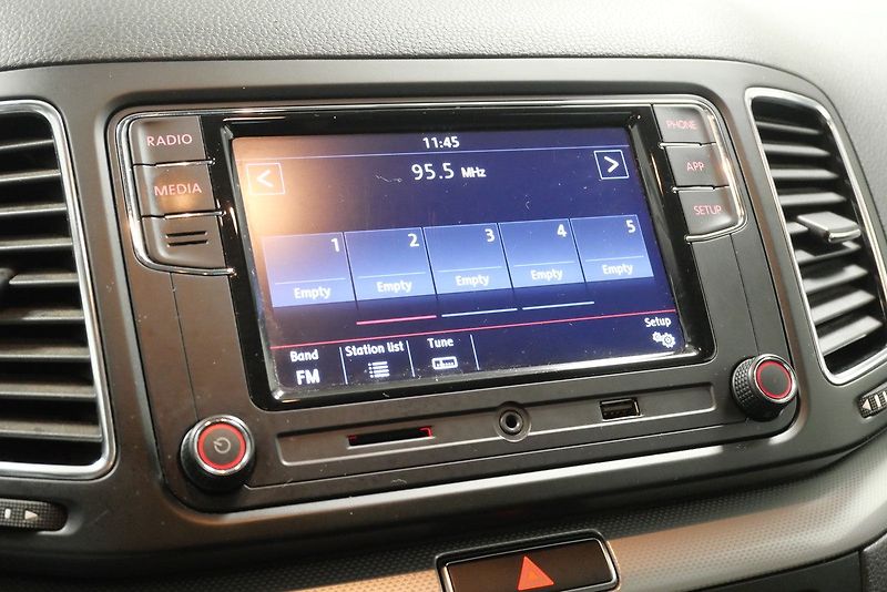 Volkswagen Sharan - fotka 18 z 23