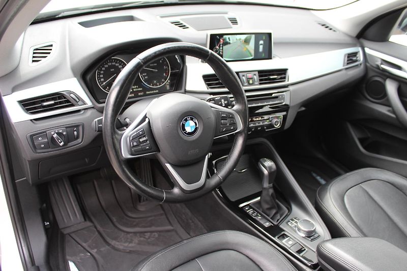 BMW X1 xDrive20d - fotka 5 z 25