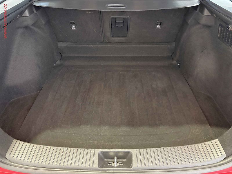 Hyundai i30 (2019) 1.4T-GDi, 1.maj,ČR - fotka 7 z 15