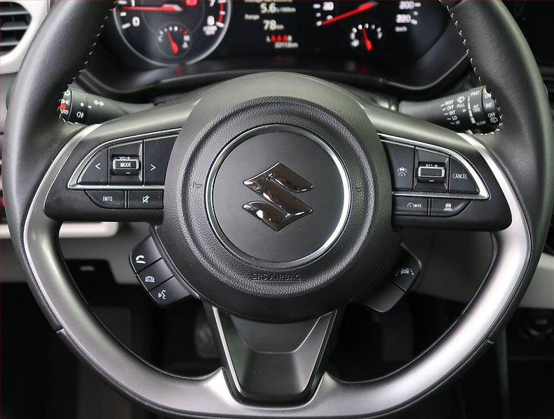 Suzuki Swift (2024) 1.2, ČR,1.maj, Serv.kniha - fotka 17 z 21