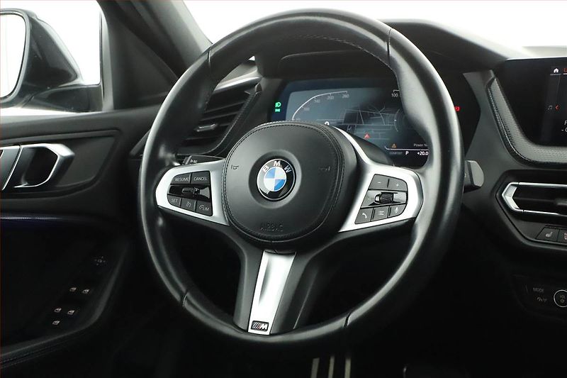 BMW Řada 1 (2021) M Sport 116d - fotka 19 z 21