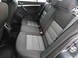 Škoda Octavia (2009) 1.9 TDi, autoAC, temp - náhled 10