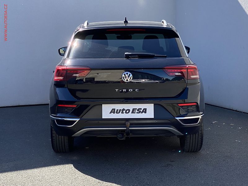 Volkswagen T-Roc (2020) 1.5 TSi, Highline, LED, TZ - fotka 5 z 17
