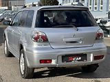 Mitsubishi Outlander Navigator 2.0i 4x4 KLIMA ALU - náhled 4