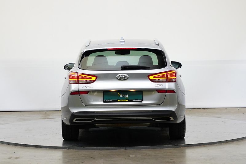 Hyundai i30 - fotka 6 z 24