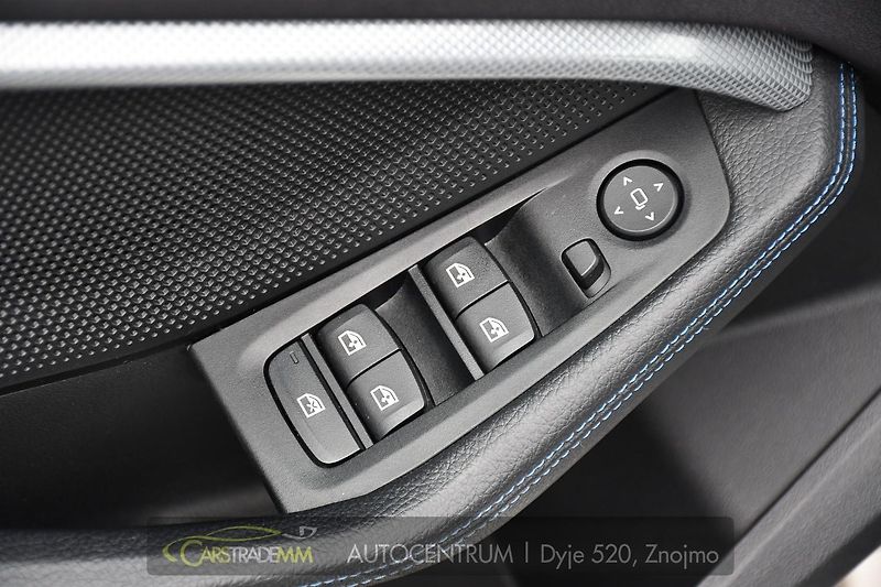 BMW Řada 2 218d M-SPORT 1M ČR TAŽNÉ - fotka 23 z 49