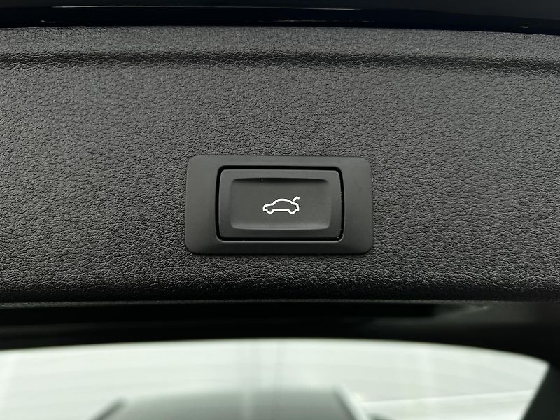 Audi A4 35TFSI Aut. Sport DPH TZ  - fotka 24 z 25