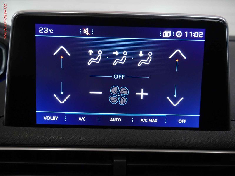Peugeot 3008 (2017) 1.6 HDi, 2.maj,ČR, AC, temp - fotka 17 z 24