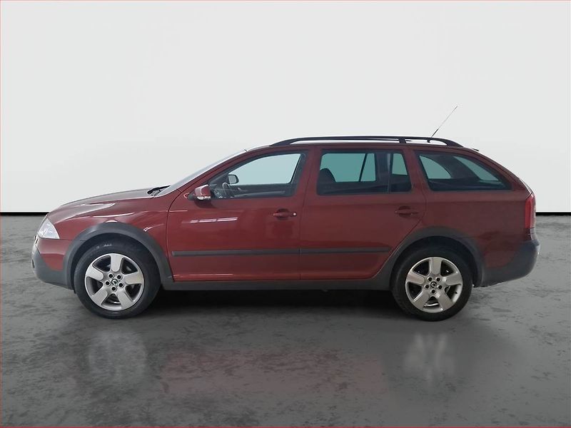 Škoda Octavia (2009) Scout 2.0 TDI, 4X4 - fotka 3 z 16