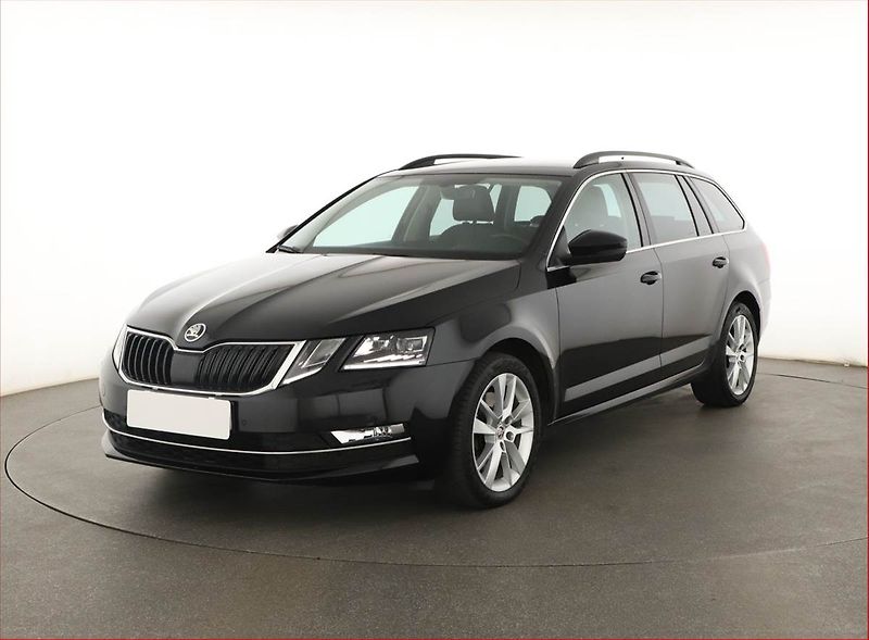 Škoda Octavia (2019) Style 2.0 TSI, 4X4, Automat - fotka 2 z 17