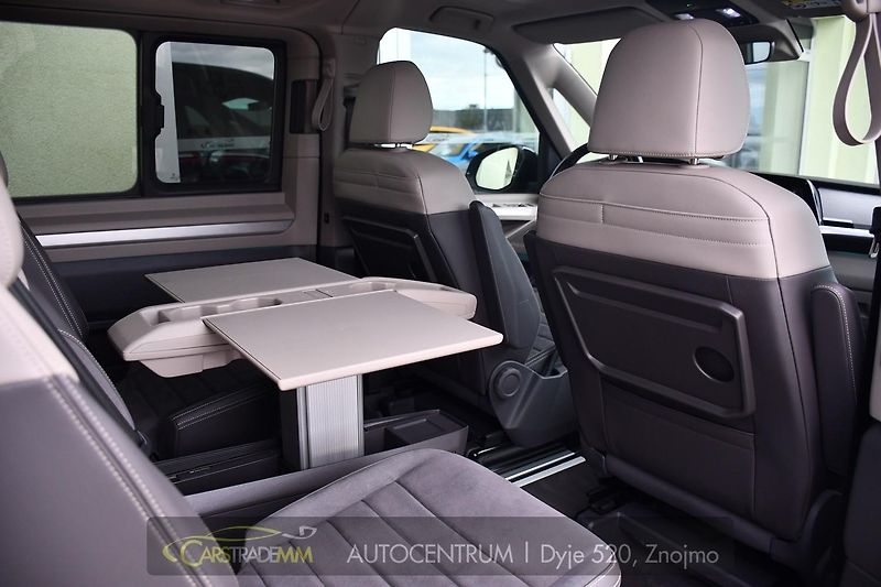 Volkswagen Multivan 2.0TDi HIGHLINE PANORAMA ACC - fotka 19 z 57