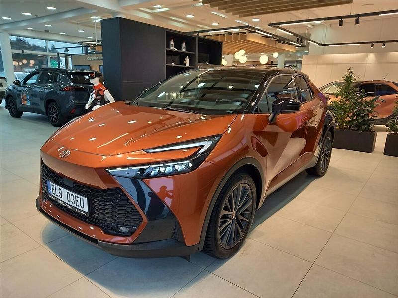 Toyota C-HR 2,0 Tokyo Edition  PHEV - fotka 1 z 14