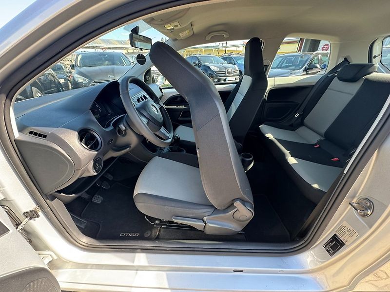 Škoda Citigo (2015) 1,0 MPI 44 KW 1. MAJ SŠA - fotka 30 z 50