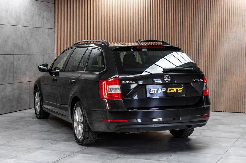 Škoda Octavia 1.6 TDI 85kW *MirrorLink*ACC* - fotka 4 z 40