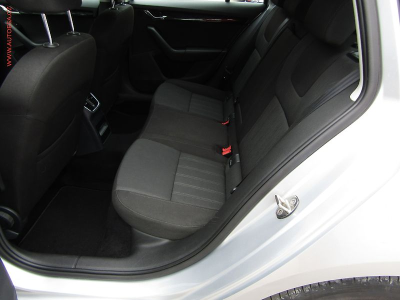 Škoda Octavia (2017) 1.4 G-Tec, ČR, Style - fotka 10 z 19