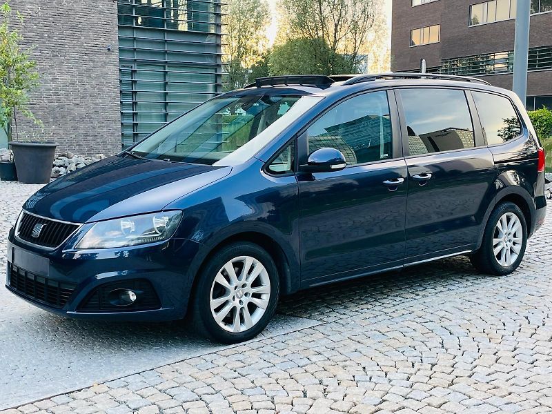 Seat Alhambra 2.0TDI MANUÁL SERVISKA TAŽNÉ - fotka 4 z 51