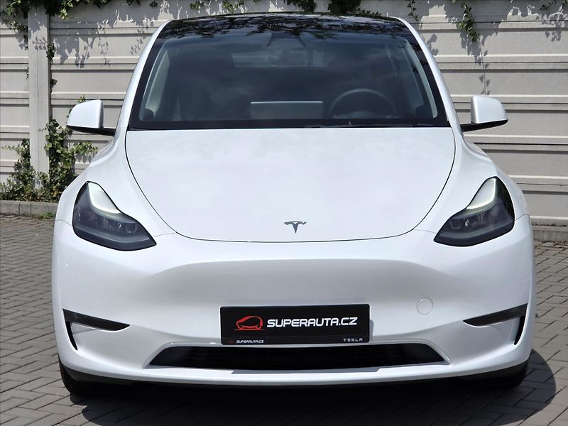Tesla Model Y LR 4x4 Tažné z. SoH 91% 1.maj - fotka 2 z 22