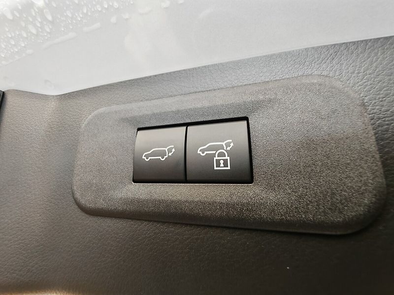 Lexus NX 450h plus 450h+ PRESTIGE - fotka 14 z 46