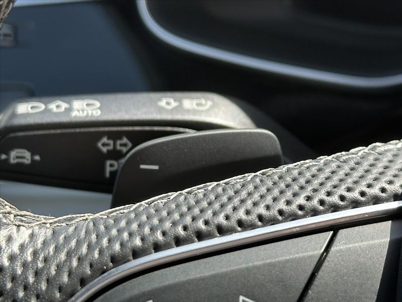 Audi Q7 3.0 - fotka 16 z 36