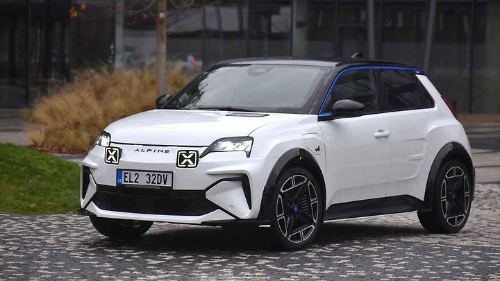 Alpine A290 je jízdně skvělé auto.