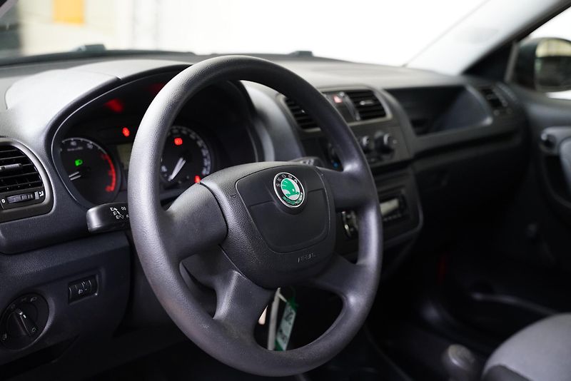 Škoda Fabia - fotka 14 z 22
