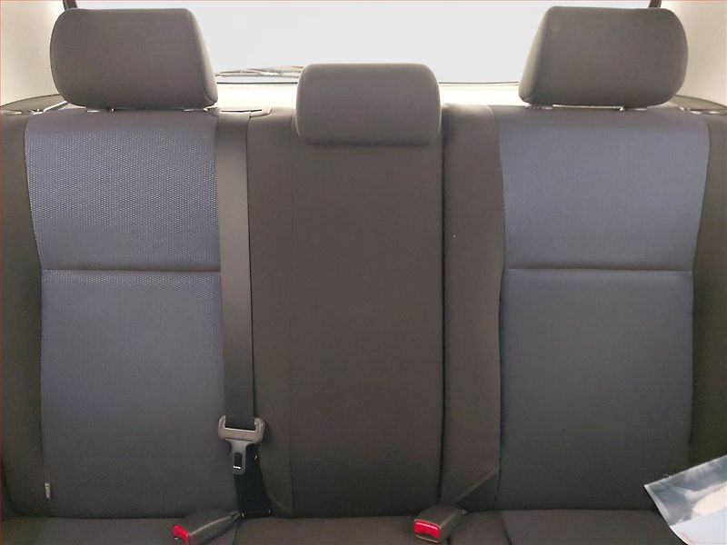 Toyota Corolla (2005) 1.4 D-4D, Serv.kniha, nová STK - fotka 10 z 18