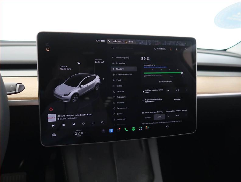 Tesla Model Y (2023) Long Range AWD 79kWh, SoH 92% - fotka 21 z 33