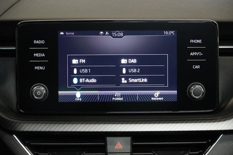 Škoda Scala 1.0TSI 81kW,1MAJ,ČR,KAMERA,TAŽ - fotka 25 z 32