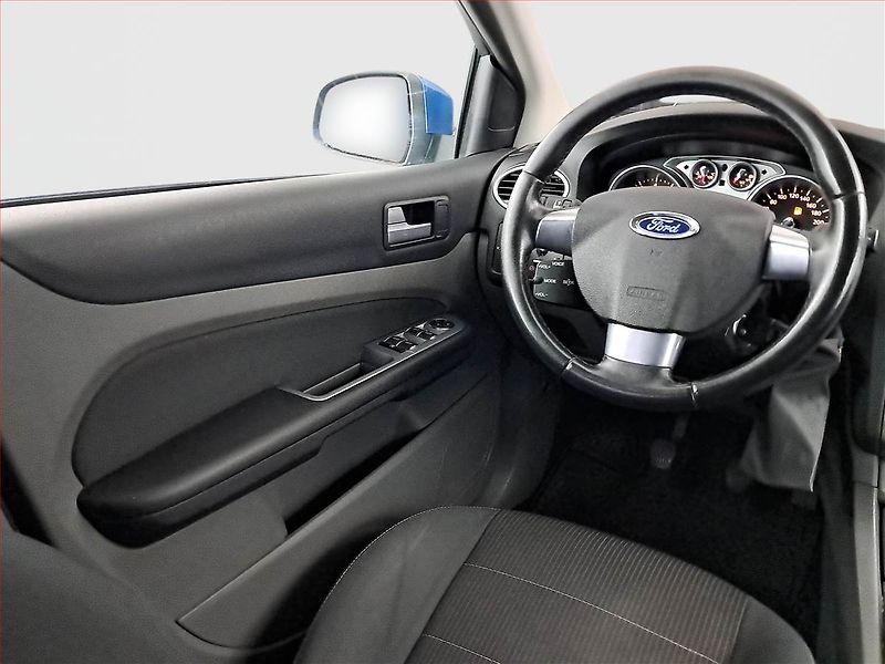 Ford Focus (2009) 2.0 16V, LPG, nová STK - fotka 7 z 15