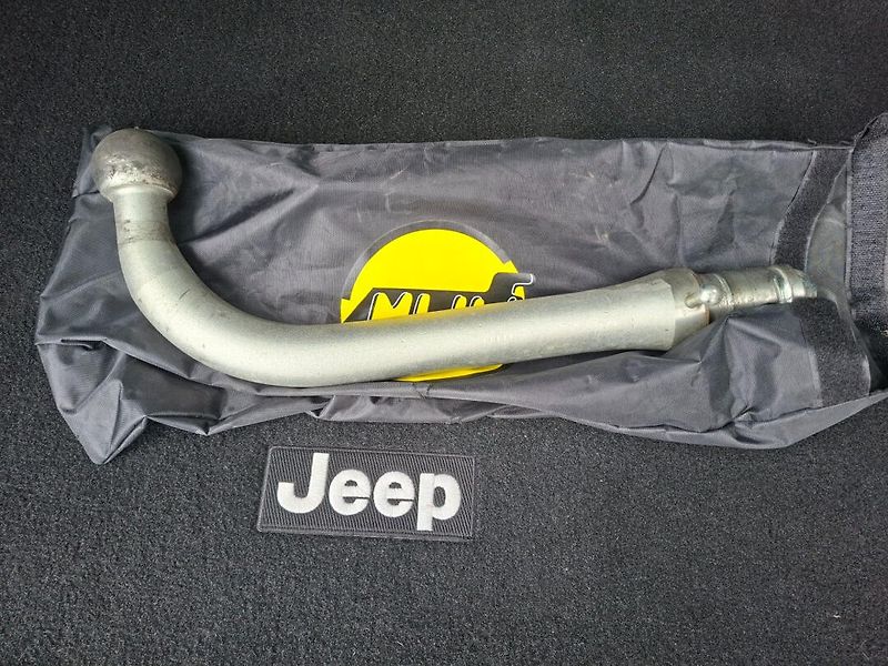 Jeep Cherokee (2019) 2.2M-JET 143kW 4X4 LIMITED - fotka 37 z 46
