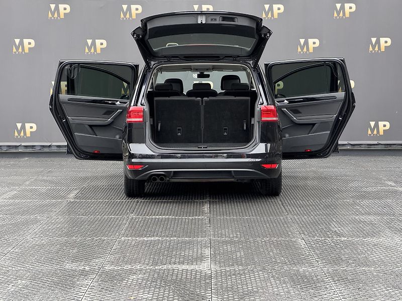 Volkswagen Touran (2017) 1.4TSi Highline 7míst RZV - fotka 10 z 48