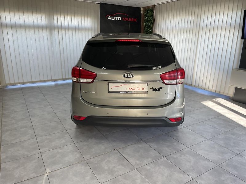 Kia Carens 1.7 CRDi ČR 1.MAJ. TOP  - fotka 9 z 28