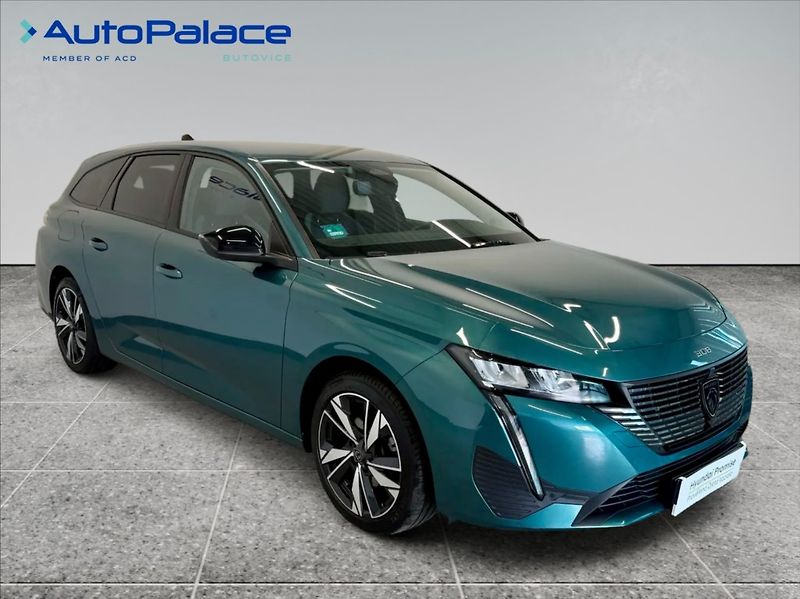 Peugeot 308 1,2 i ALLURE 1.MAJITEL - fotka 3 z 18