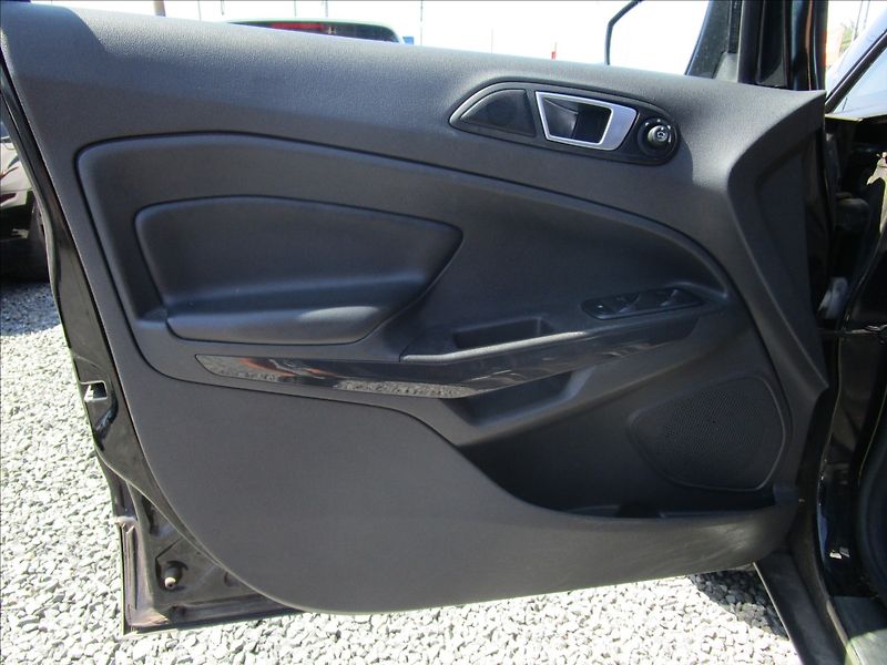 Ford EcoSport 1.5TDCi aut. Klima - fotka 14 z 38