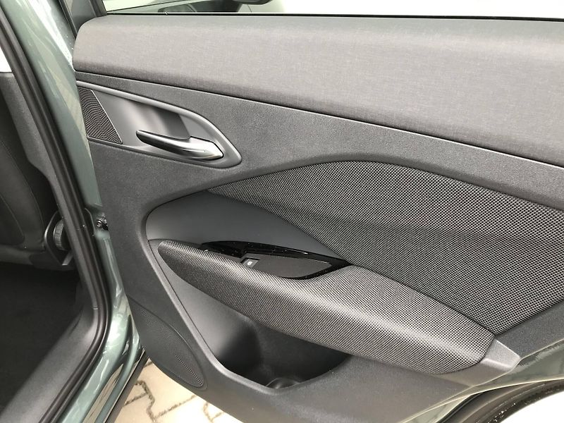 Audi Q3 7STT  1,5 TFSI - fotka 13 z 23