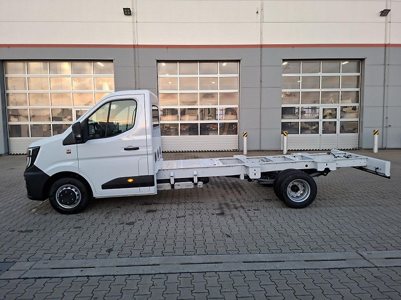 Renault Master (2025) Podvozek L4, 170k - fotka 2 z 19