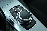BMW Řada 5 (2018) 520d xDrive, 4X4, Automat - náhled 23